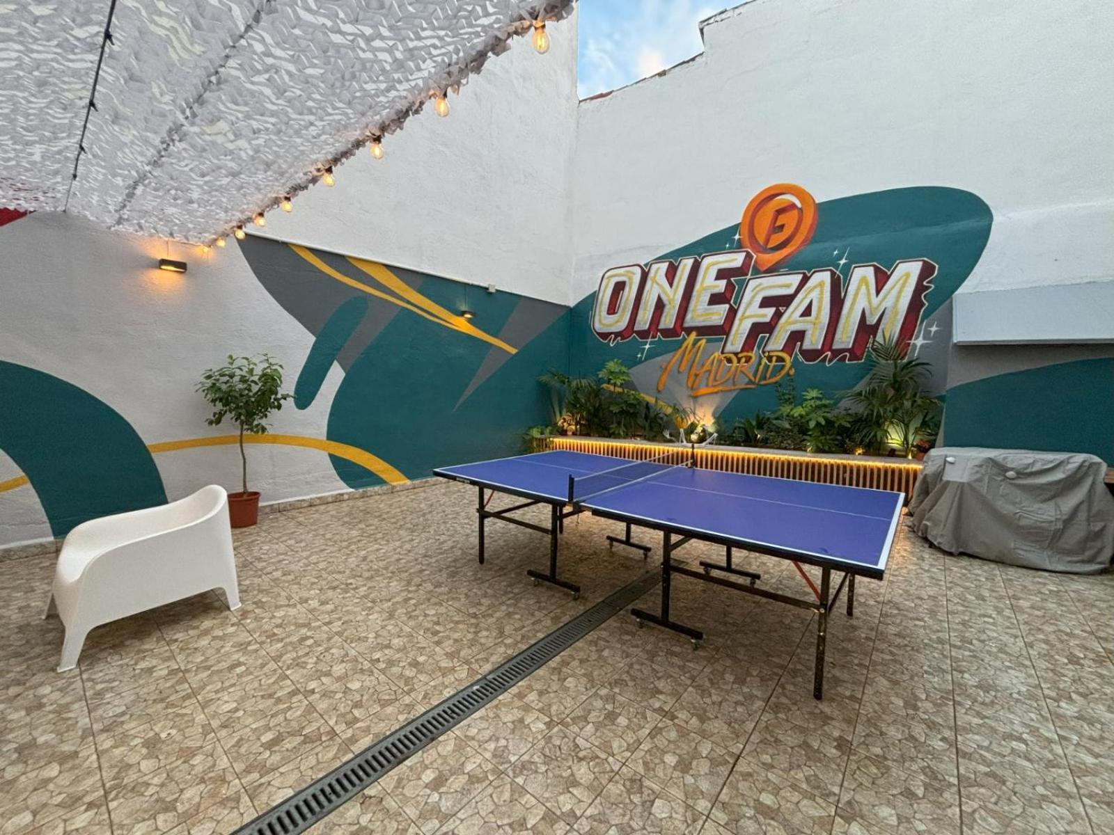 Onefam Madrid Hostel 外观 照片